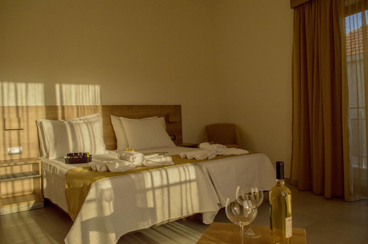 קיסאמוס Castell Hotel מראה חיצוני תמונה