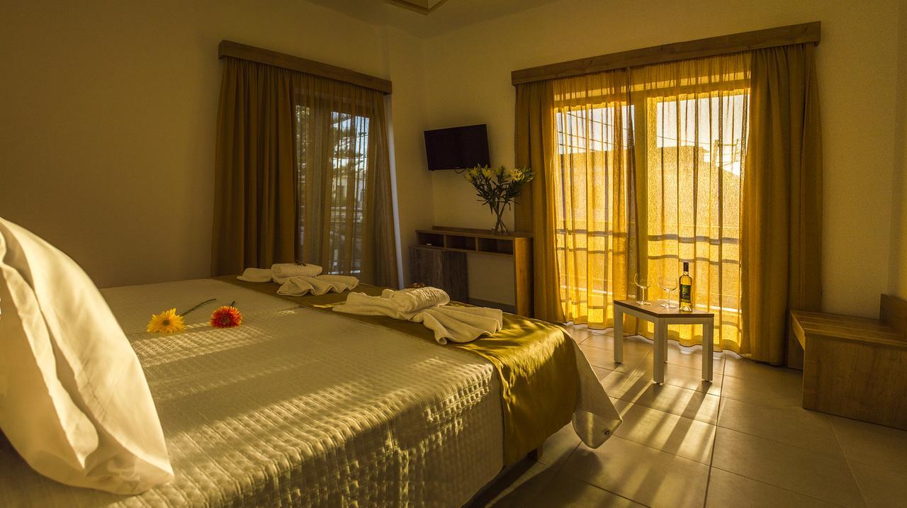 קיסאמוס Castell Hotel מראה חיצוני תמונה