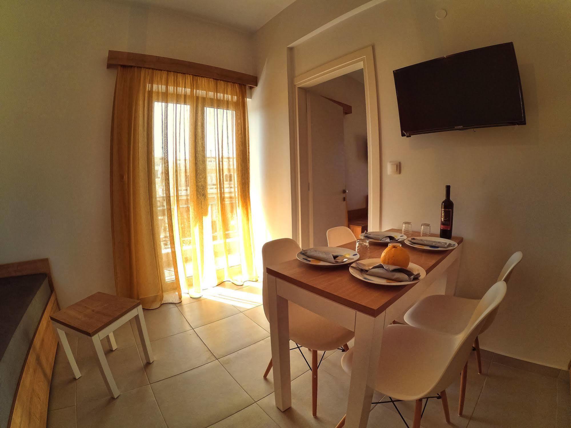 קיסאמוס Castell Hotel מראה חיצוני תמונה